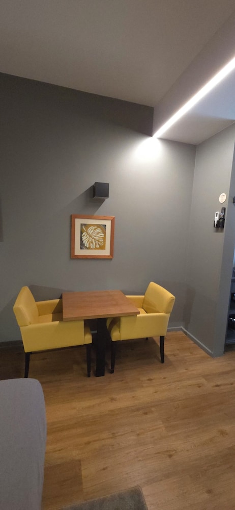 Paraíso - Touristic Apartments — Restaurant & bars in Funchal, Madeira