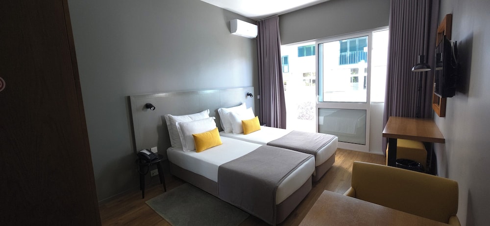 Paraíso - Touristic Apartments — Hotel rooms in Funchal, Madeira