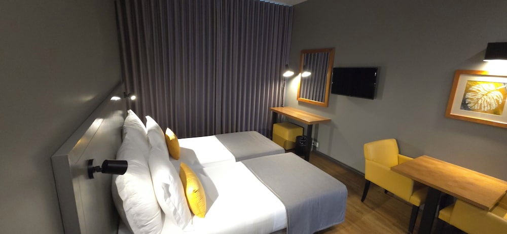 Paraíso - Touristic Apartments — Hotel rooms in Funchal, Madeira