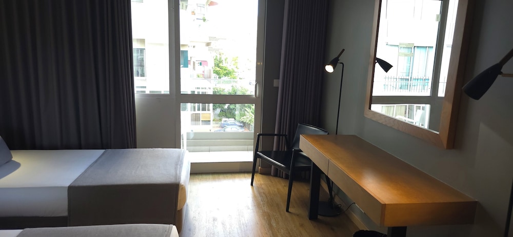 Paraíso - Touristic Apartments — Hotel rooms in Funchal, Madeira