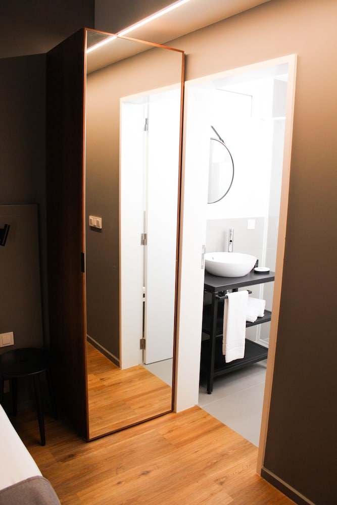 Paraíso - Touristic Apartments — Hotel rooms in Funchal, Madeira