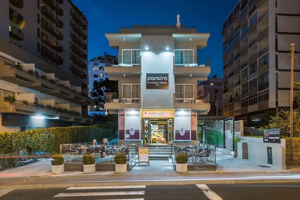 Paraíso - Touristic Apartments — Hotel building in Funchal, Madeira