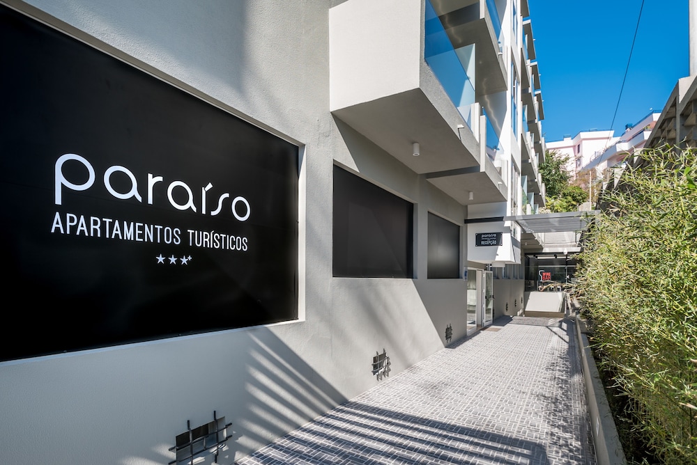 Paraíso - Touristic Apartments — Hotel building in Funchal, Madeira