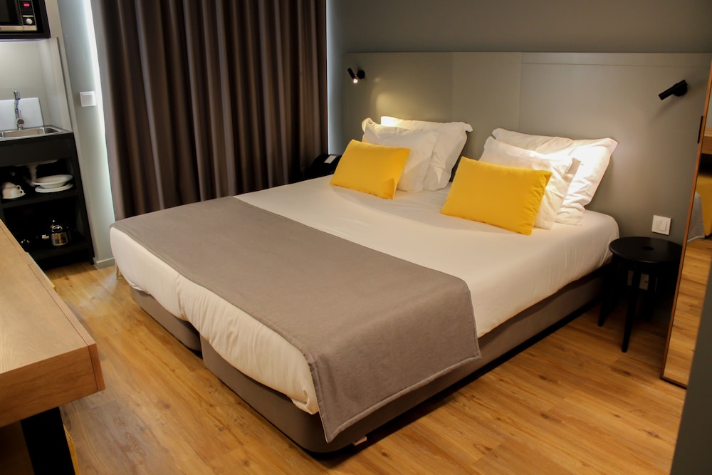 Paraíso - Touristic Apartments — Hotel rooms in Funchal, Madeira