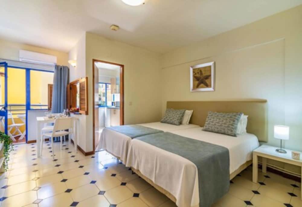 Rio Apartments — Hotel rooms in Vilamoura, Faro