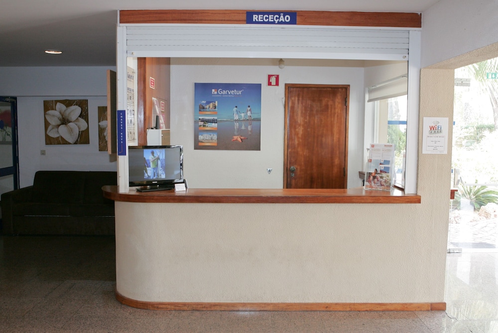 Rio Apartments — Hotel building in Vilamoura, Faro