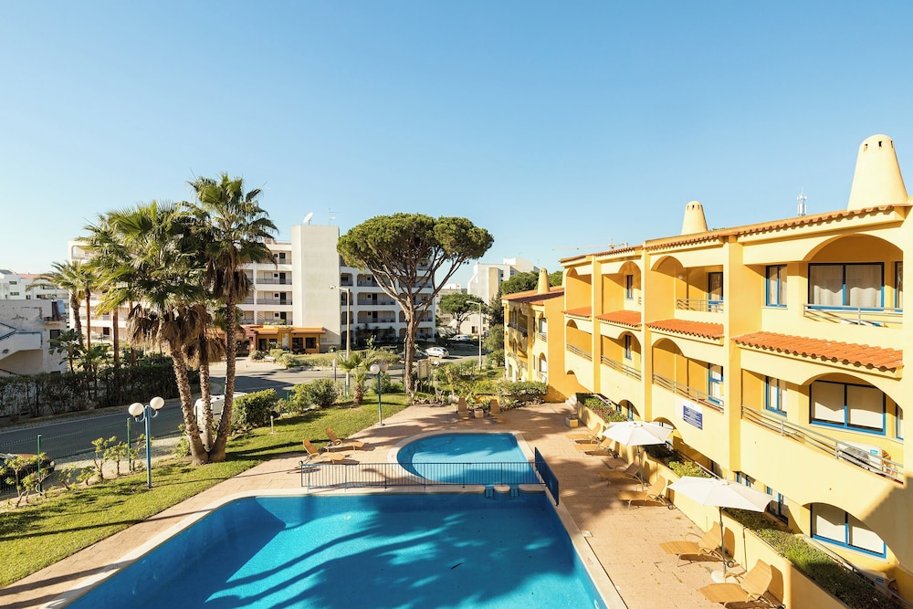 Rio Apartments — Swimming pool in Vilamoura, Faro