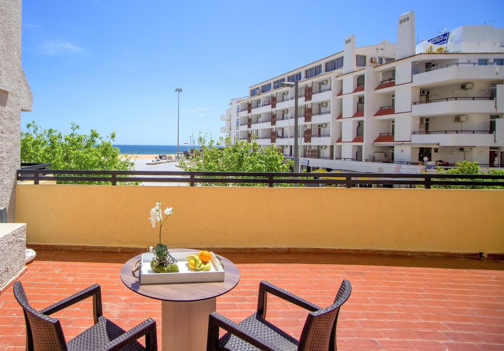 Turial Old Town Ocean View — Beach in Albufeira, Faro