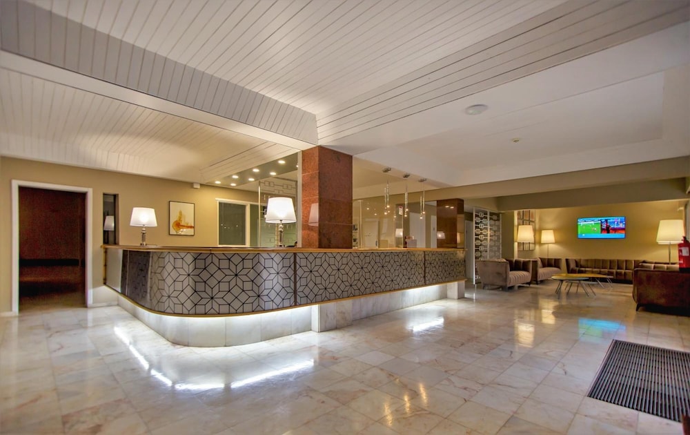 Turial Old Town Ocean View — Hotel building in Albufeira, Faro