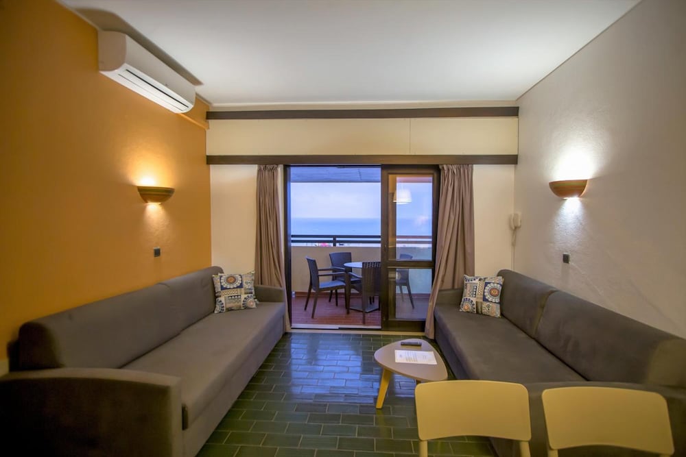 Turial Old Town Ocean View — Hotel rooms in Albufeira, Faro