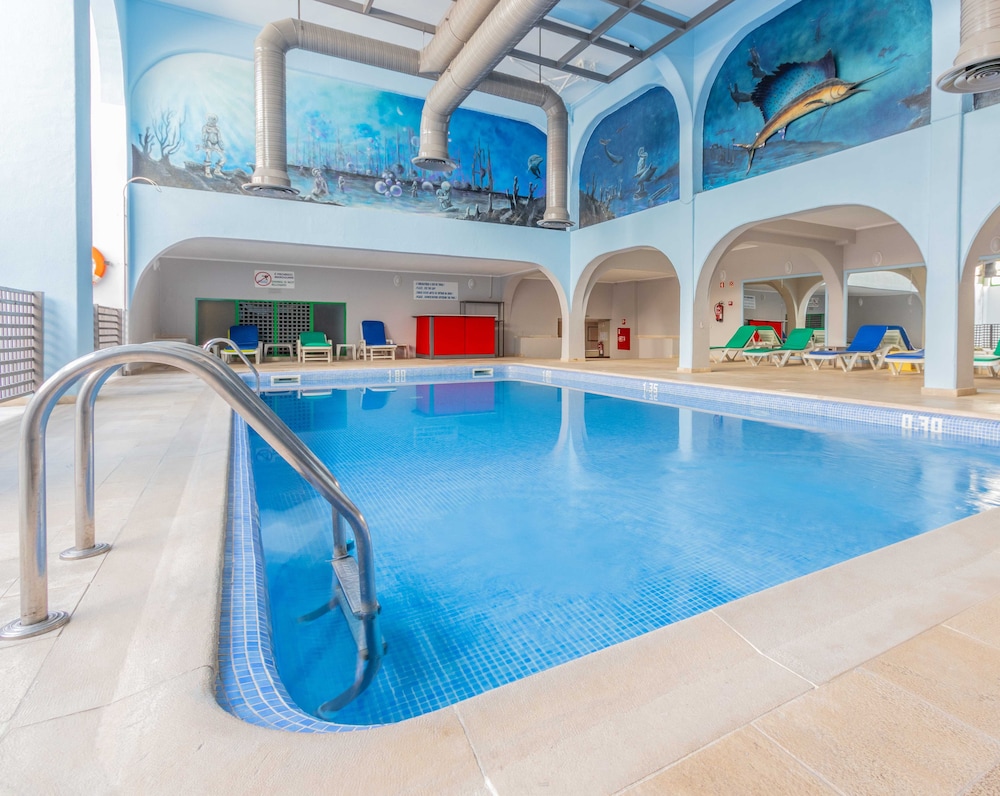 Turial Old Town Ocean View — Swimming pool in Albufeira, Faro