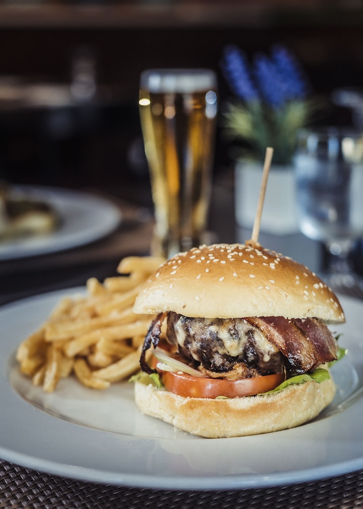 Browns Sports Resort — Restaurant & bars in Vilamoura, Faro