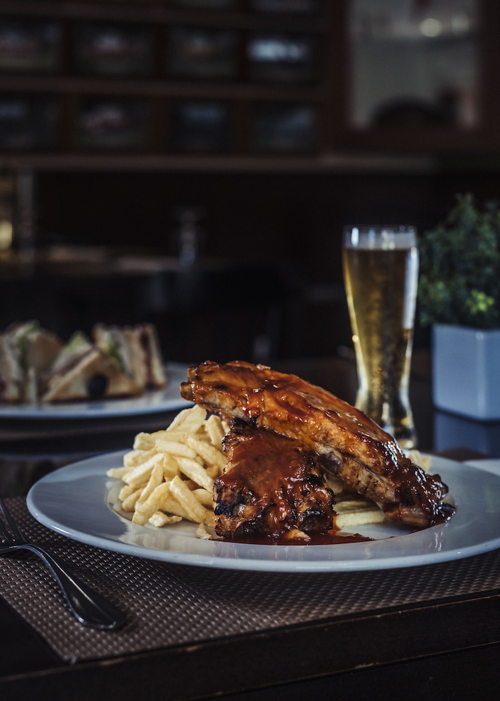 Browns Sports Resort — Restaurant & bars in Vilamoura, Faro