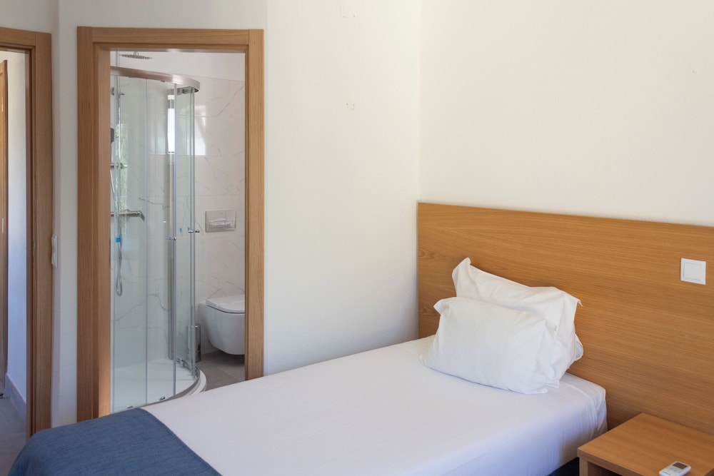 Browns Sports Resort — Hotel rooms in Vilamoura, Faro