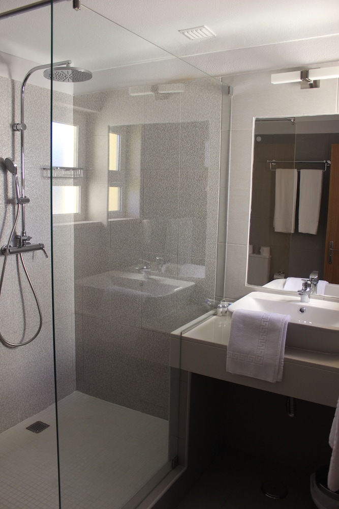 Browns Sports Resort — Hotel rooms in Vilamoura, Faro