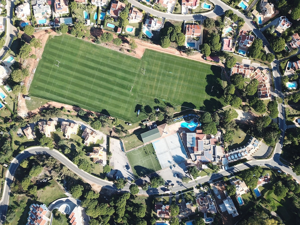 Browns Sports Resort — Sports & recreation in Vilamoura, Faro