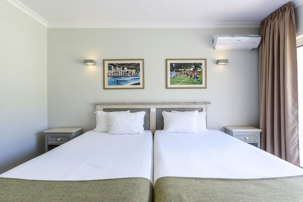 Browns Sports Resort — Hotel rooms in Vilamoura, Faro