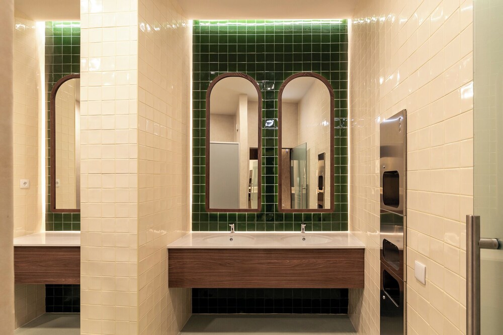 Belavista da Luz – Wellness & Lifestyle Hotel — Hotel building in Luz, Faro