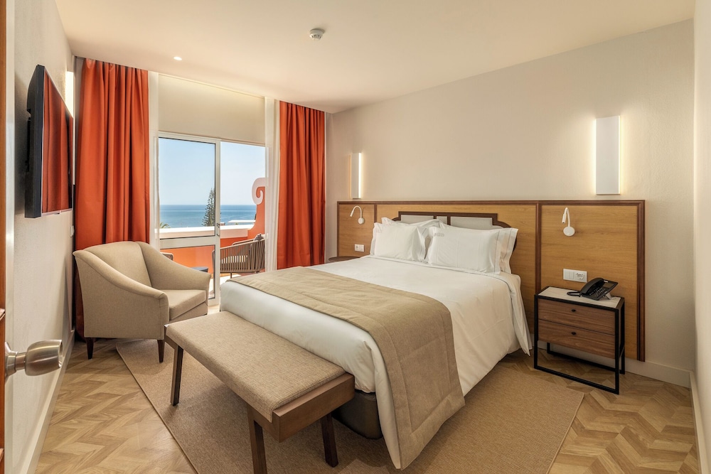 Belavista da Luz – Wellness & Lifestyle Hotel — Hotel rooms in Luz, Faro