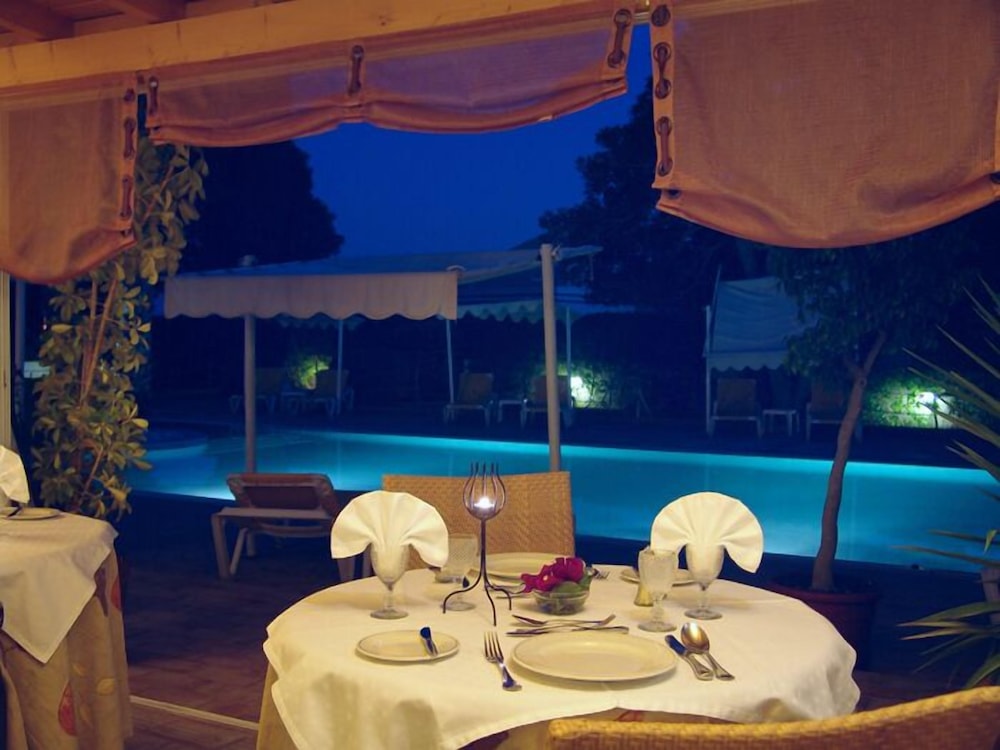 Hotel Cerro da Marina — Restaurant in Albufeira, Faro