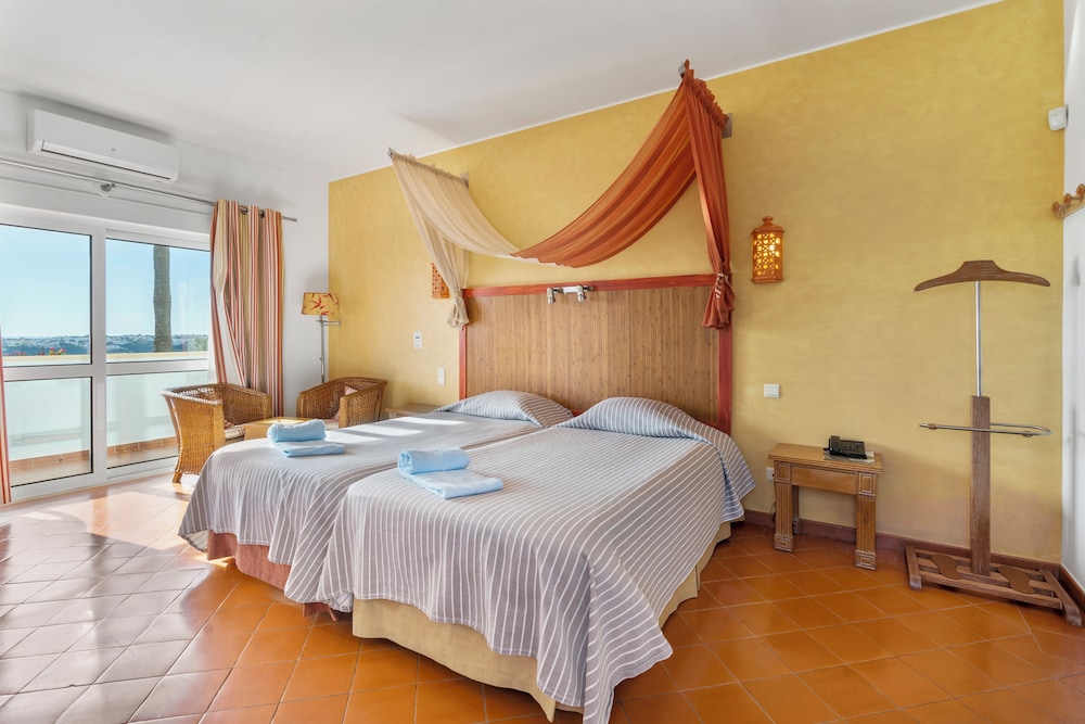 Hotel Cerro da Marina — Rooms in Albufeira, Faro