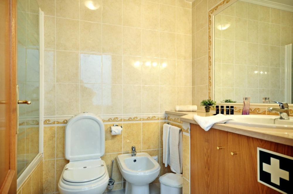 Jardim Da Meia Praia Hotel — Hotel rooms in Lagos, Faro