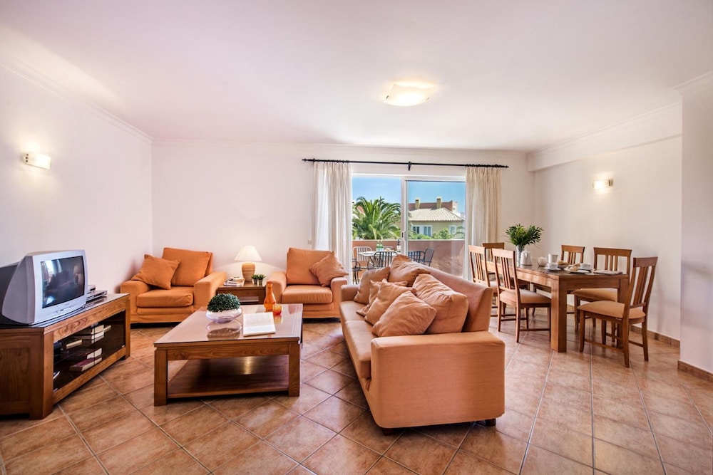 Jardim Da Meia Praia Hotel — Hotel rooms in Lagos, Faro