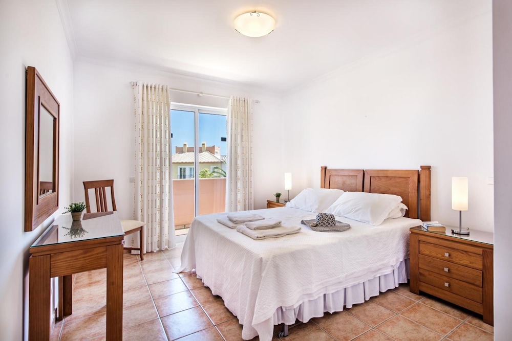 Jardim Da Meia Praia Hotel — Hotel rooms in Lagos, Faro