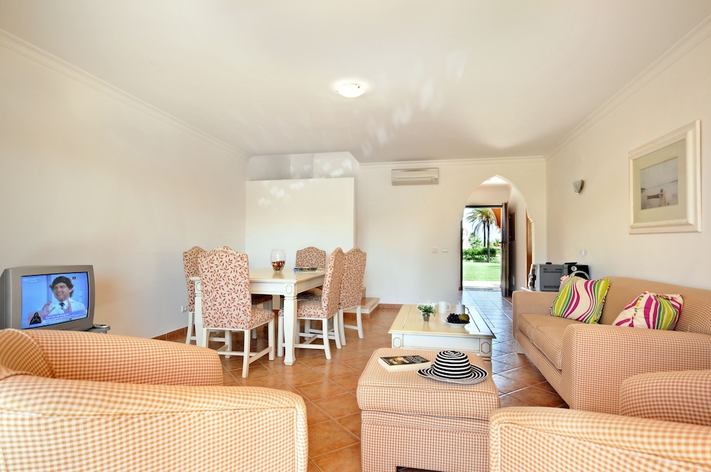 Jardim Da Meia Praia Hotel — Hotel rooms in Lagos, Faro