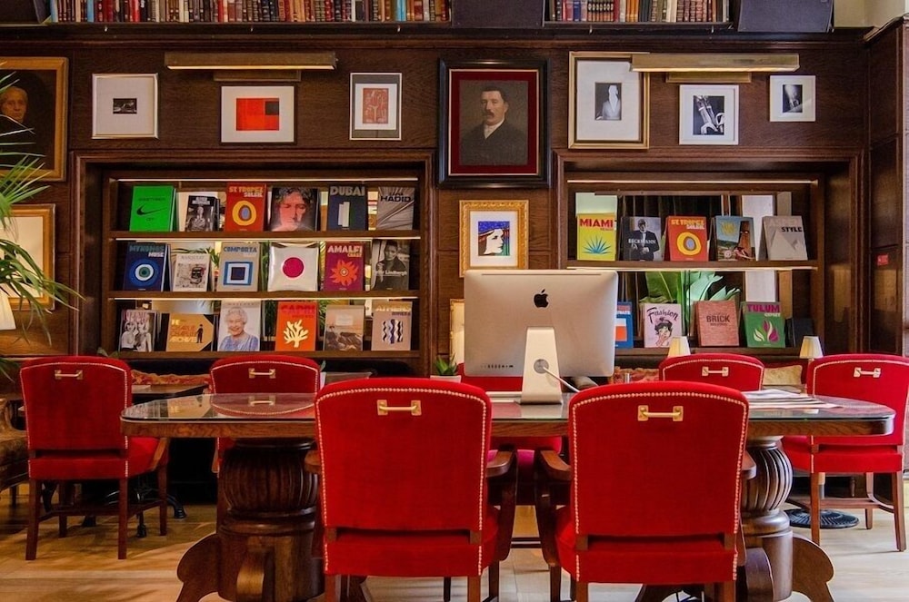 Browns Boutique Hotel — Restaurant & bars in Lisbon, Lisboa