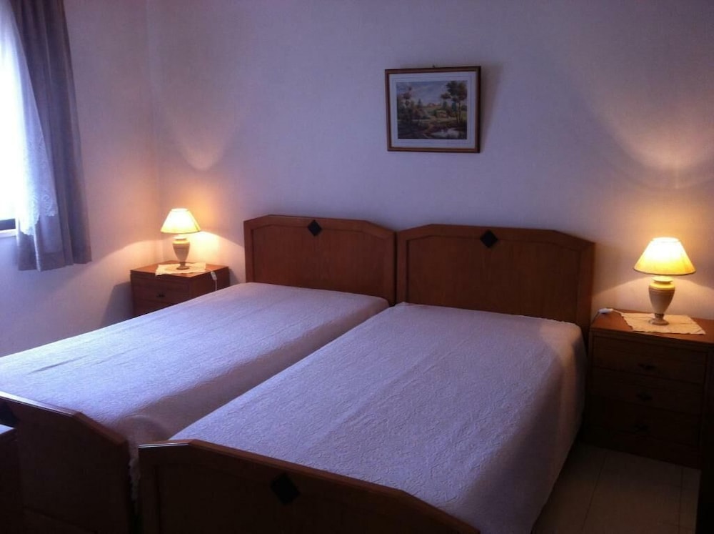 Turiquintas — Hotel rooms in Armação de Pêra, Faro