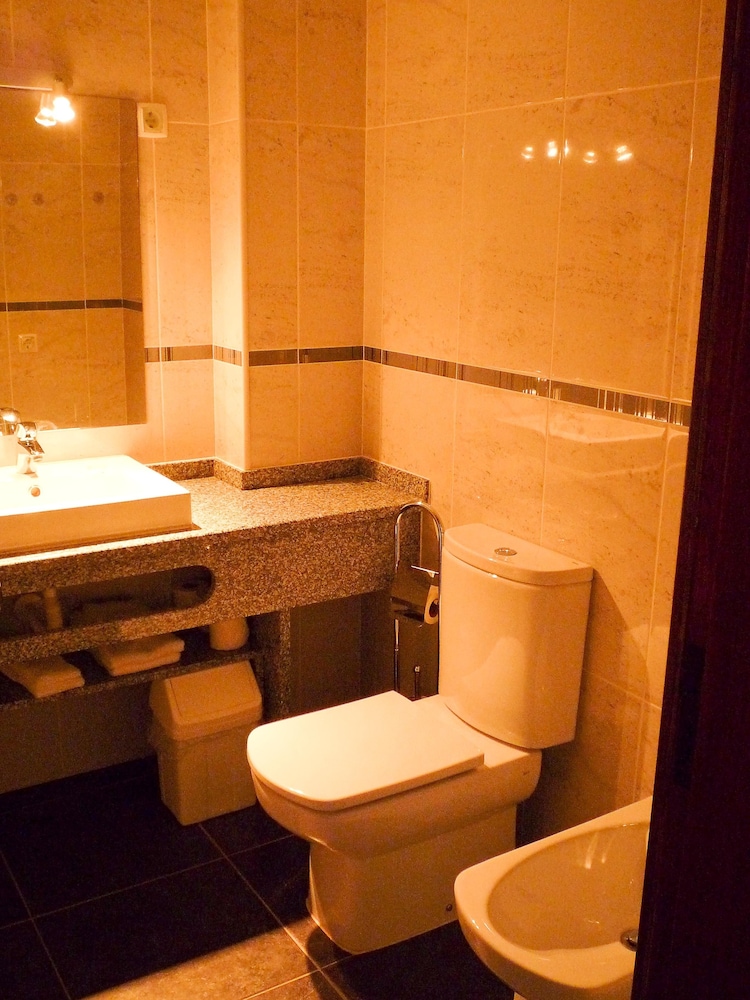 Turiquintas — Hotel rooms in Armação de Pêra, Faro