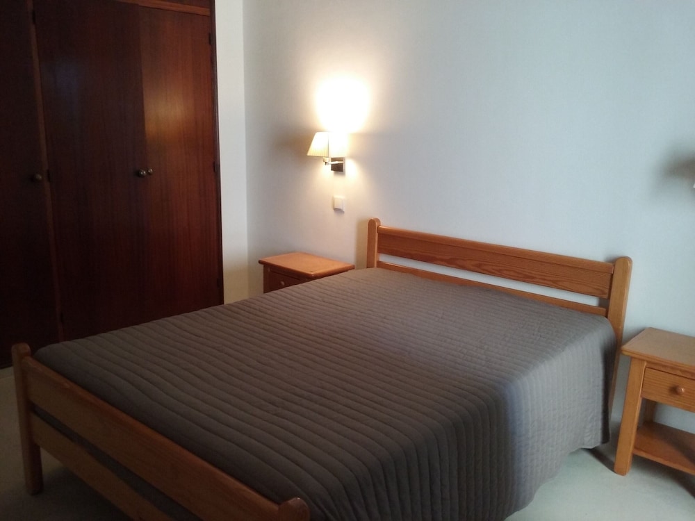 Turiquintas — Hotel rooms in Armação de Pêra, Faro