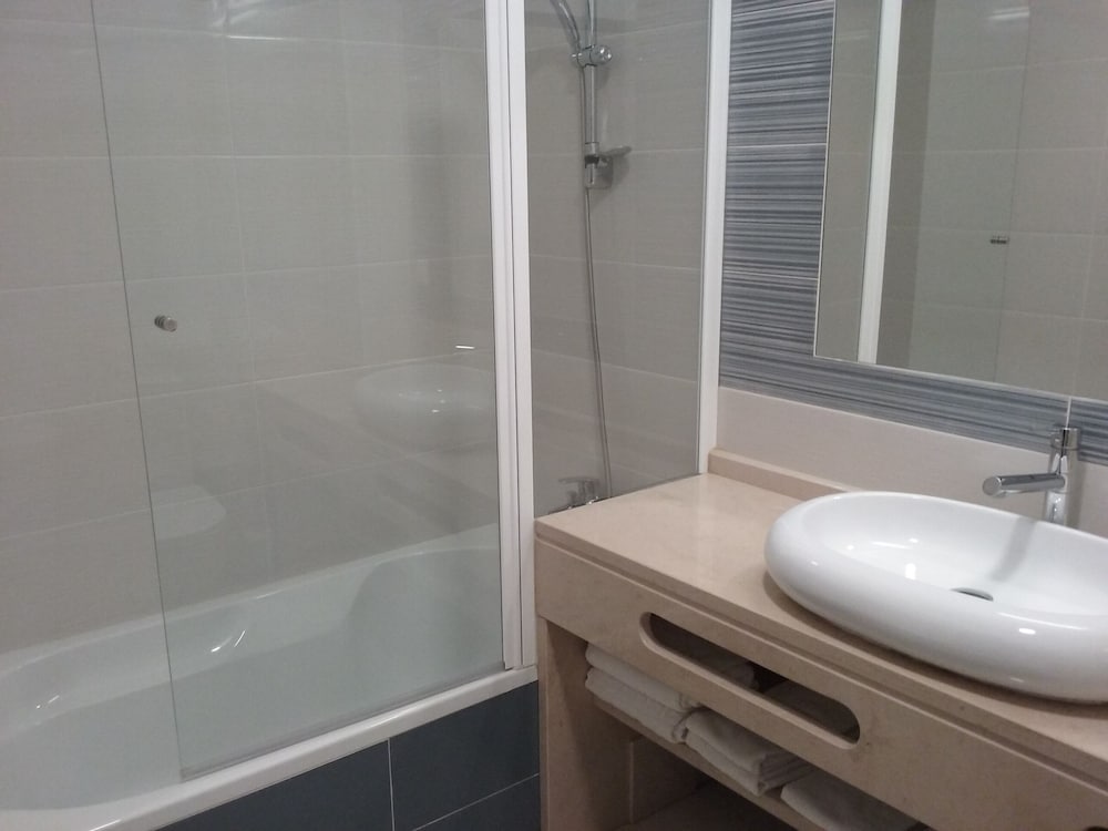 Turiquintas — Hotel rooms in Armação de Pêra, Faro