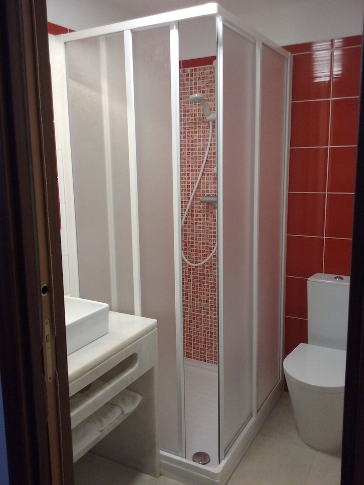 Turiquintas — Hotel rooms in Armação de Pêra, Faro