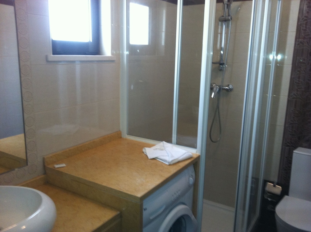 Turiquintas — Hotel rooms in Armação de Pêra, Faro