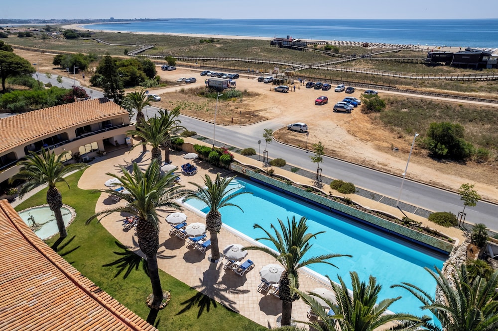 Vila Palmeira — Swimming pool in Lagos, Faro