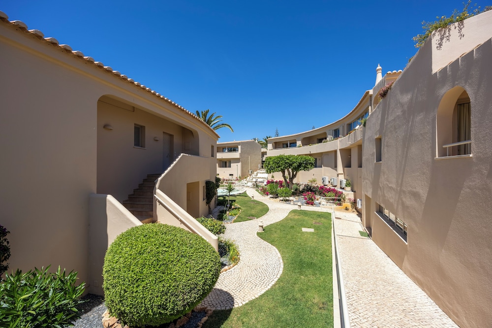 Vila Palmeira — Hotel building in Lagos, Faro