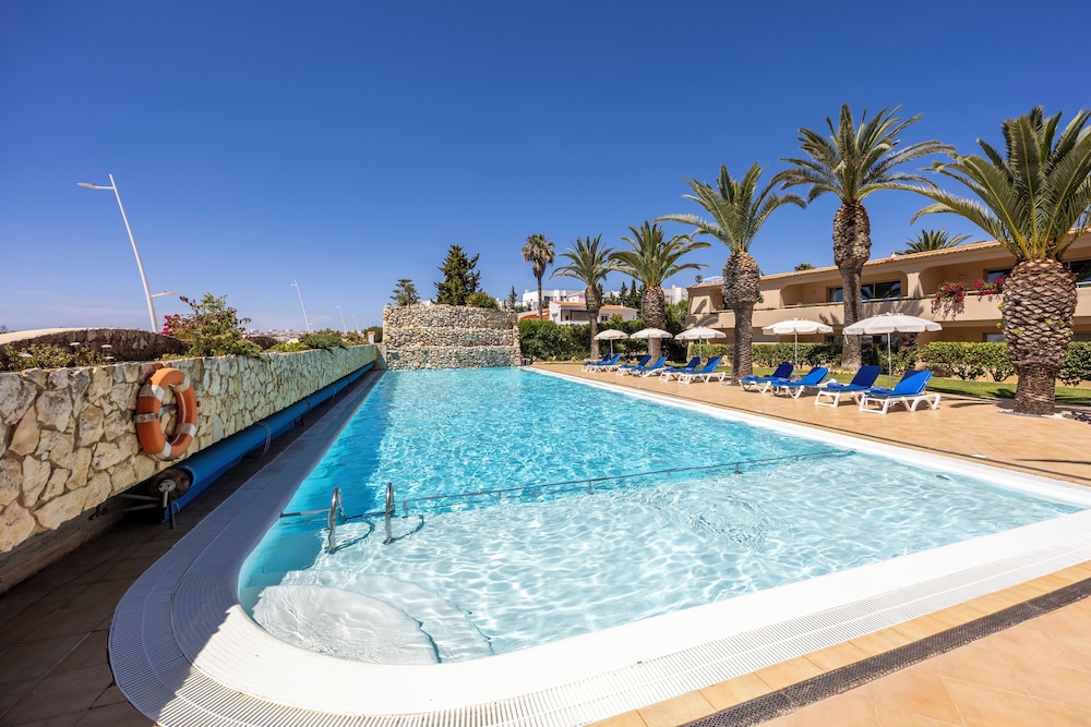 Vila Palmeira — Swimming pool in Lagos, Faro