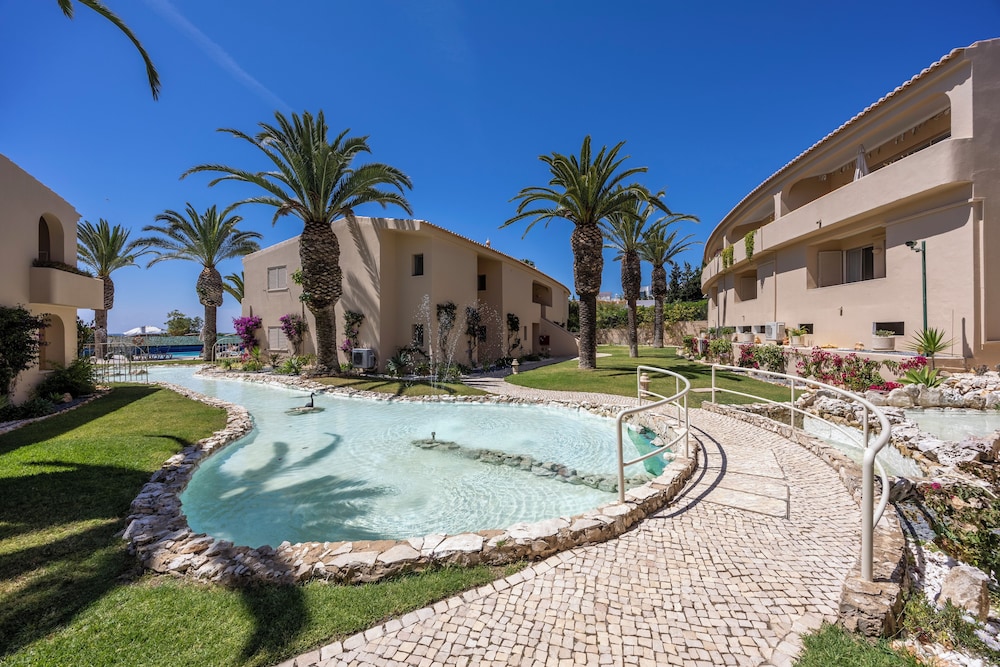Vila Palmeira — Hotel building in Lagos, Faro