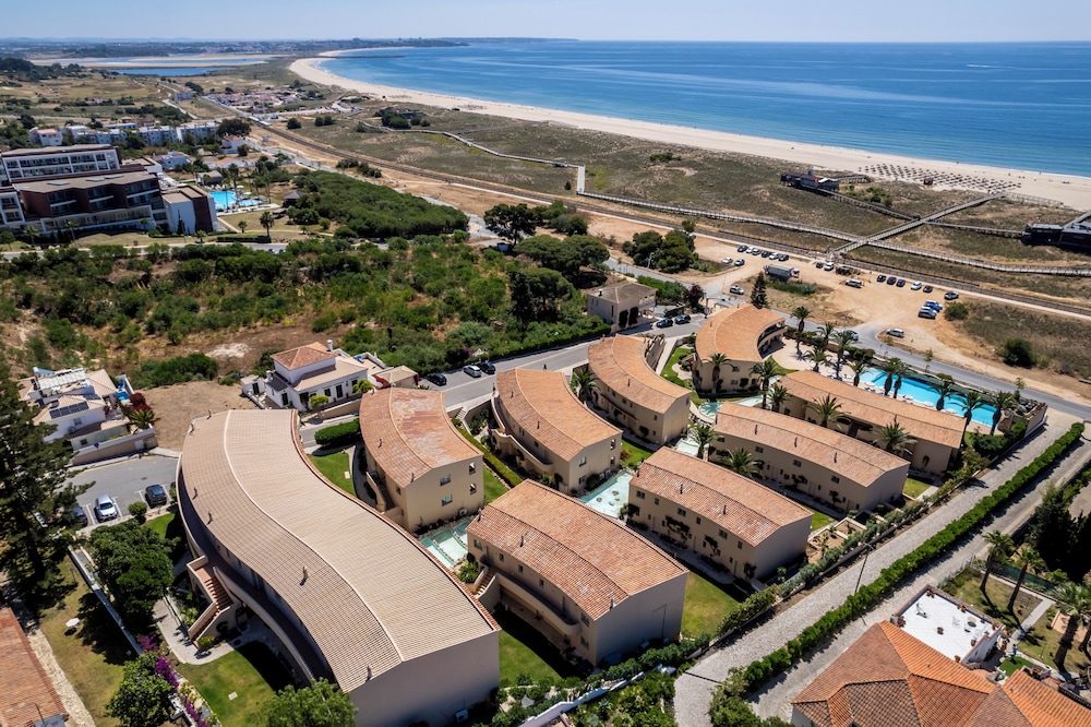 Vila Palmeira — Hotel building in Lagos, Faro