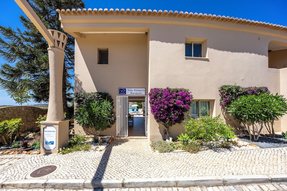 Vila Palmeira — Hotel building in Lagos, Faro