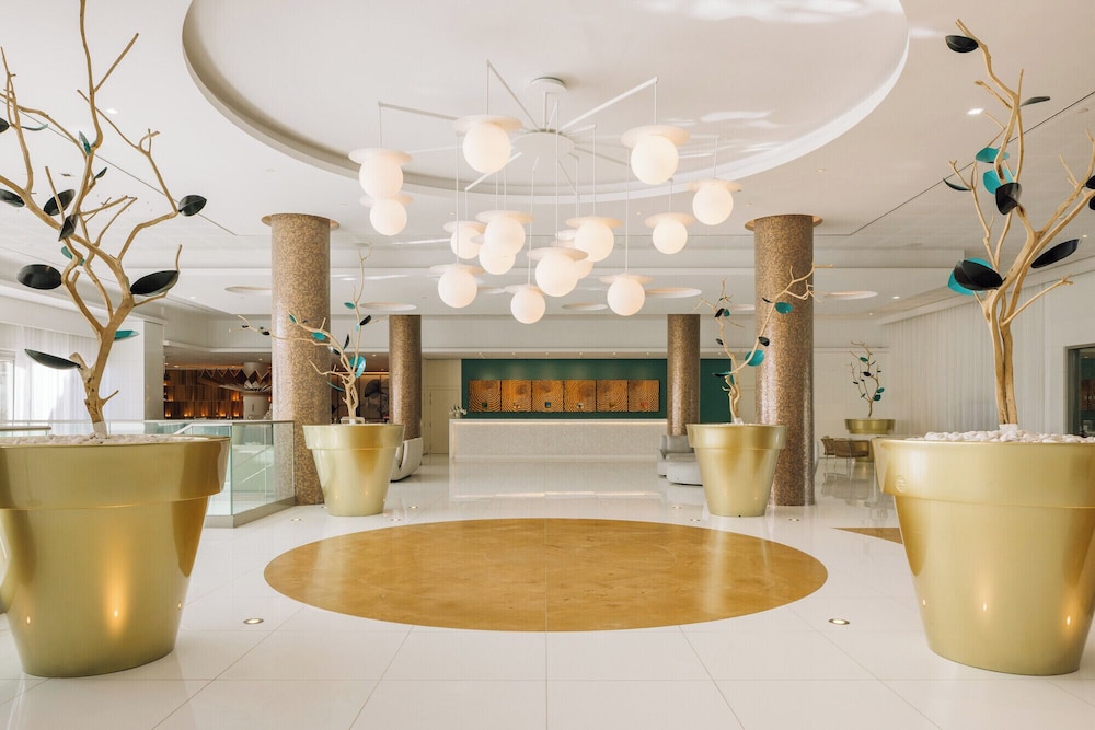 EPIC SANA Algarve Hotel — Hotel building in Albufeira, Faro