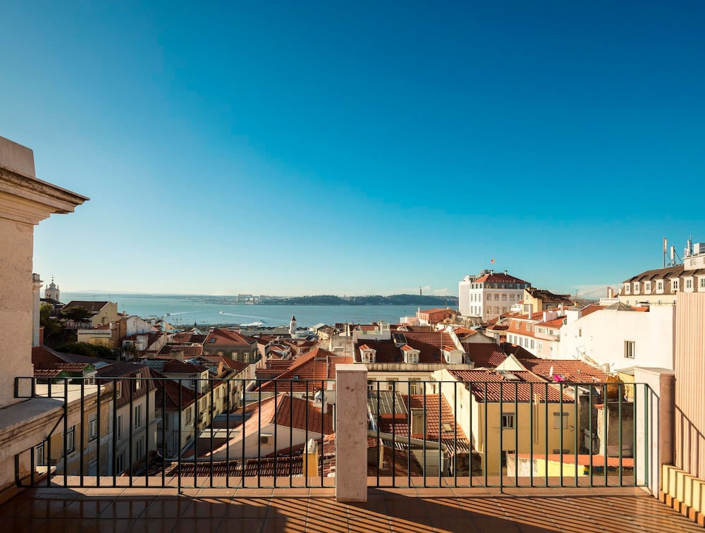 LSA Palácio Camões by Numa — Hotel rooms in Lisbon, Lisboa