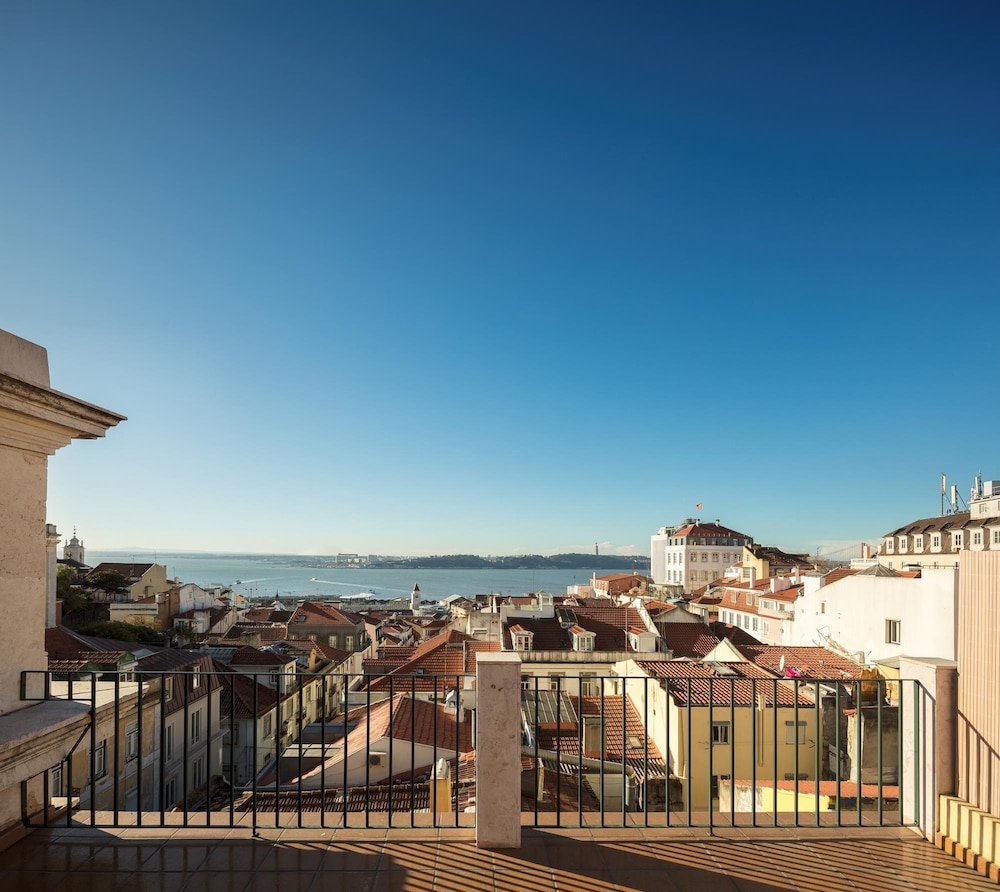 LSA Palácio Camões by Numa — Hotel rooms in Lisbon, Lisboa