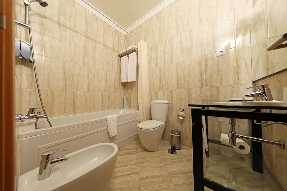 Pinheiros da Balaia — Hotel rooms in Albufeira, Faro