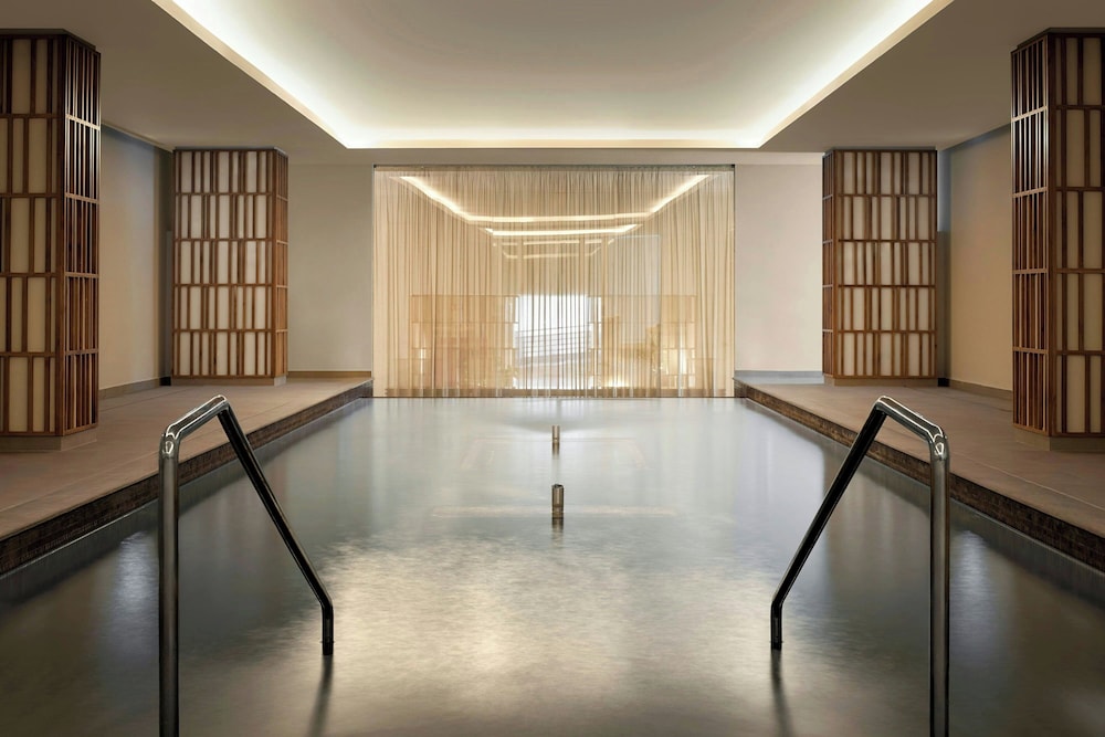 Marriott Algarve Salgados Golf Resort & Spa — Swimming pool in Albufeira, Faro