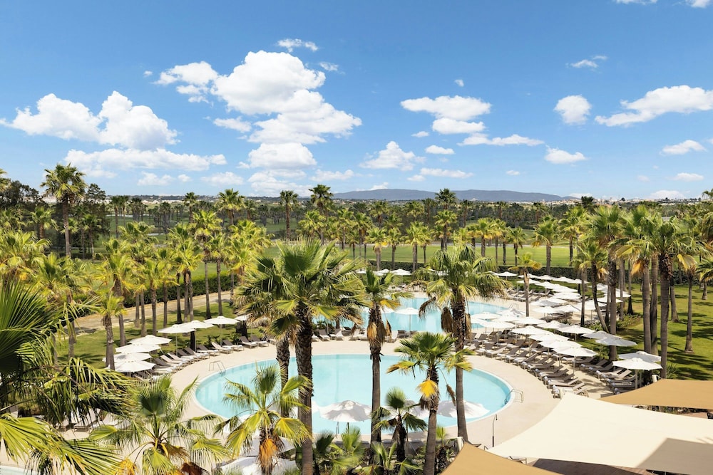 Marriott Algarve Salgados Golf Resort & Spa — Swimming pool in Albufeira, Faro