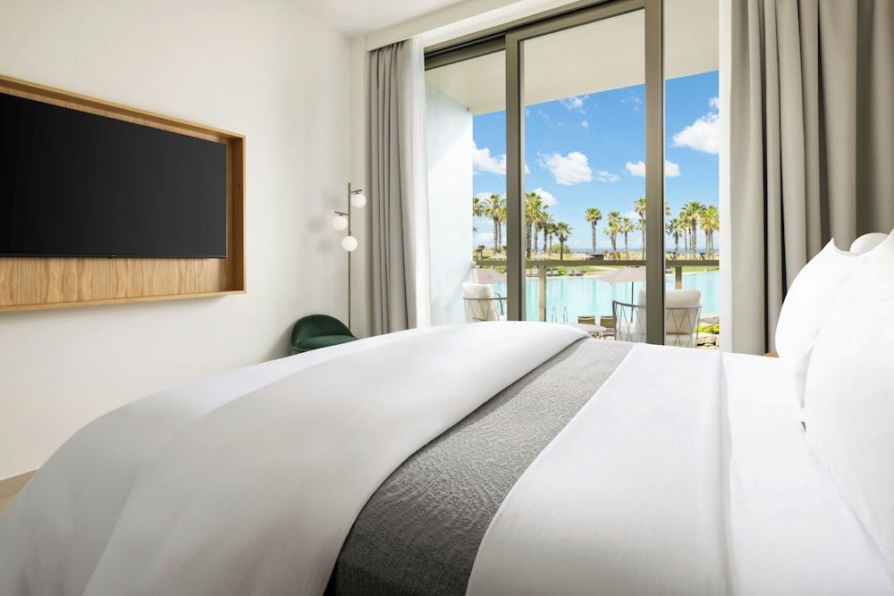 The Westin Salgados Beach Resort, Algarve — Hotel rooms in Albufeira, Faro