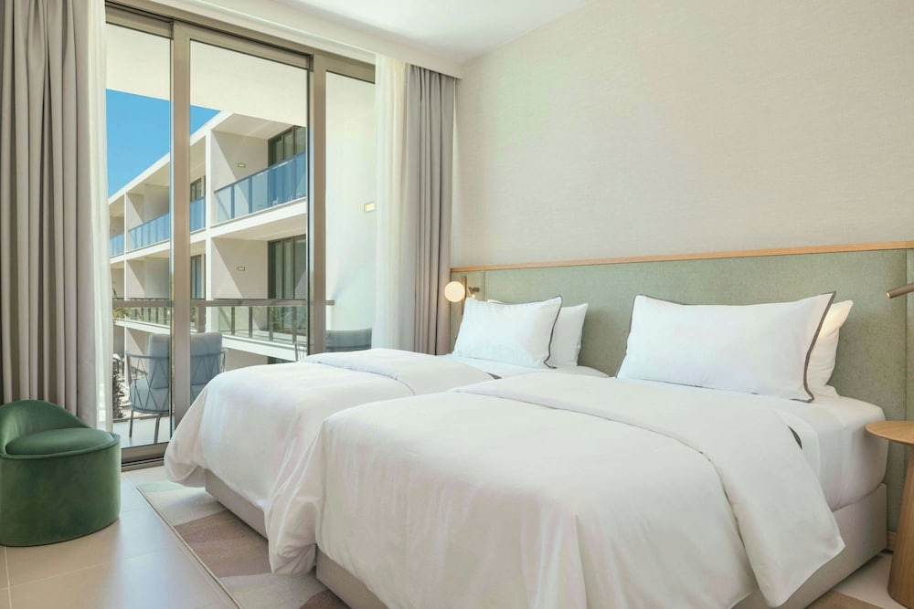 The Westin Salgados Beach Resort, Algarve — Hotel rooms in Albufeira, Faro